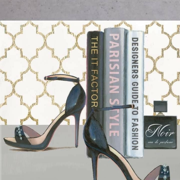 Chanel - Picture 2 of 2